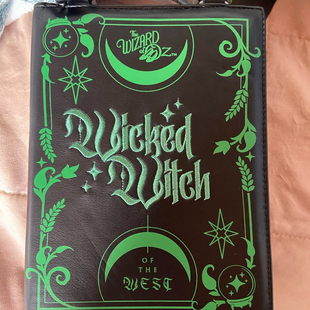 🏷️ BNWT Wizard of Oz x Killstar Black Hardcover Book Style Bag w/Zipper Sold Out